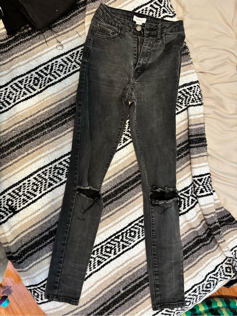Forever 21 Black Distressed Skinny Jeans
